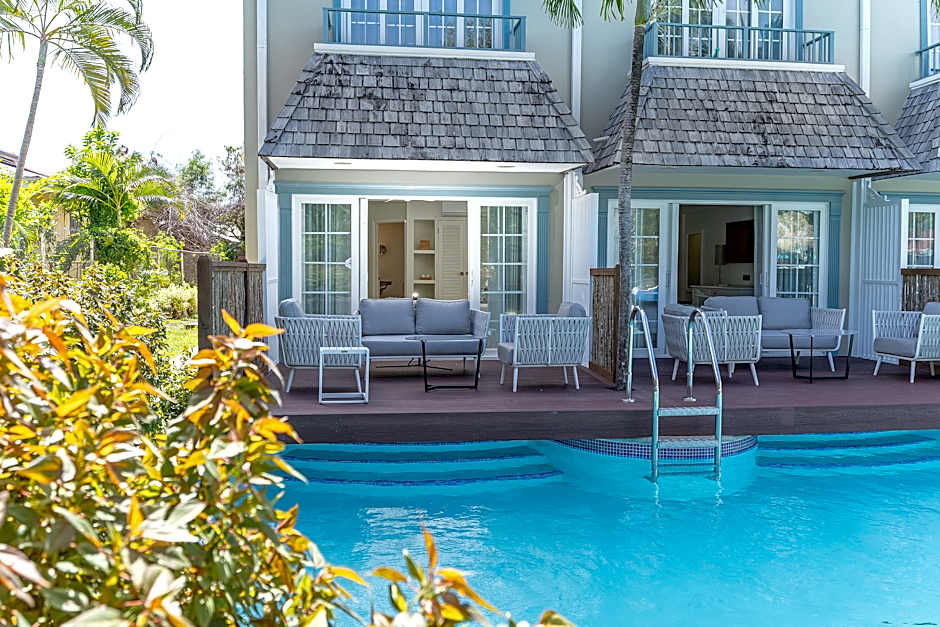 Photo 1 of 18 of Swim Up Suite