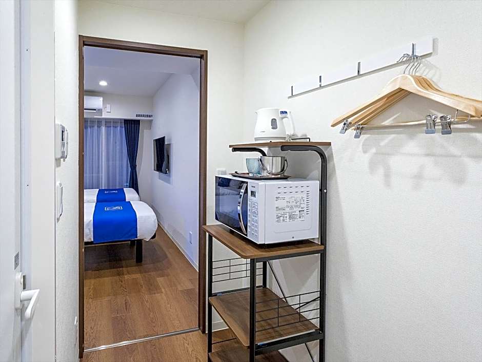 Kariyushi COndominium Resort Naha Living Inn Asahibashiekimae Annex and Premier