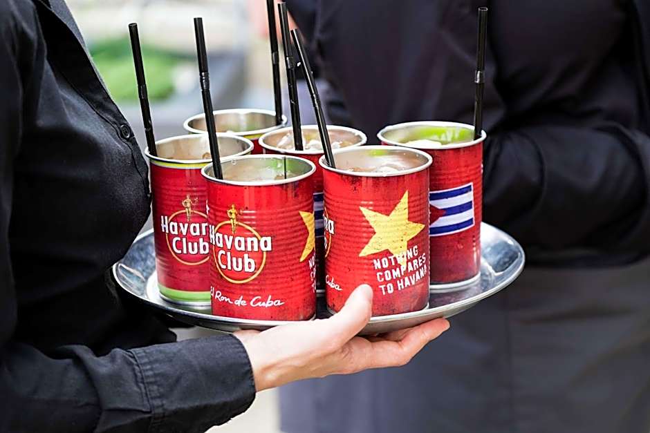 a&o London Docklands Riverside