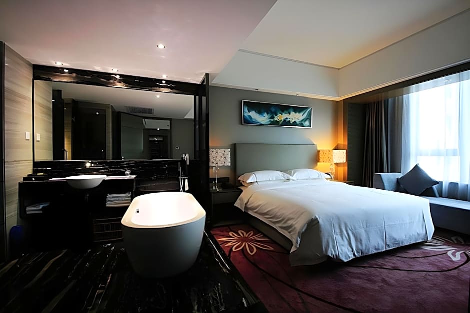 La Perle International Hotel