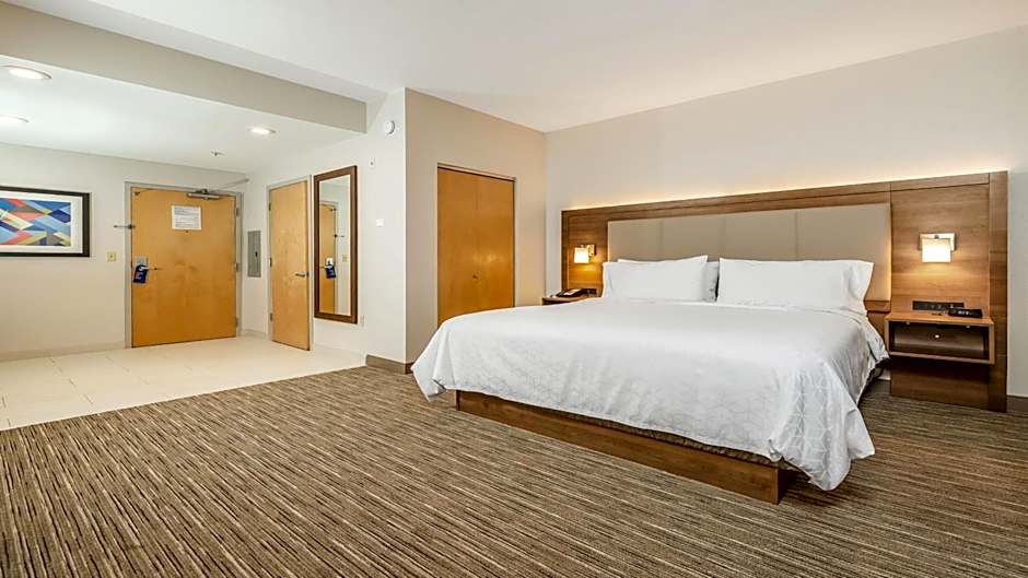 Holiday Inn Express Fremont - Milpitas Central By IHG