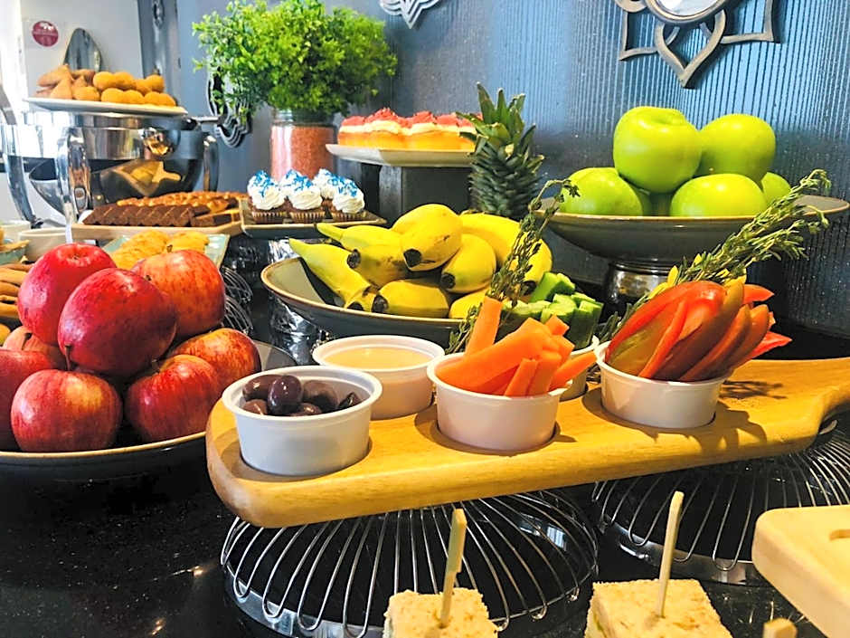 City Stay Beach Hotel Apartments - Marjan Island