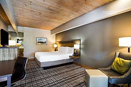 Suite-2 Queen Beds, Non-Smoking, 2 Room