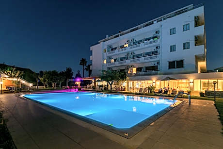 Matala Bay Hotel & Apartments