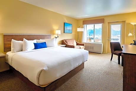 Deluxe King Harbor View Room