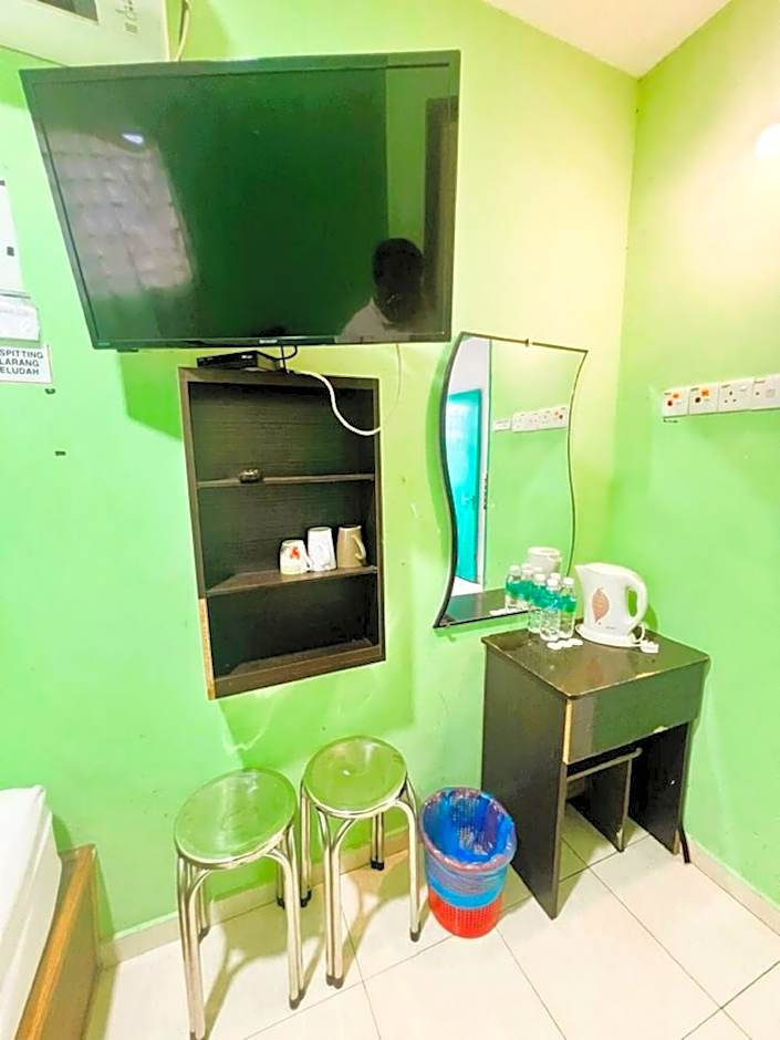Collection O Near Taiping Mall Formerly Axis Hotel