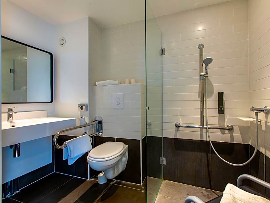 B&B HOTEL Orléans Nord Saran