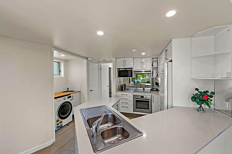 Reflections Holiday Apartments