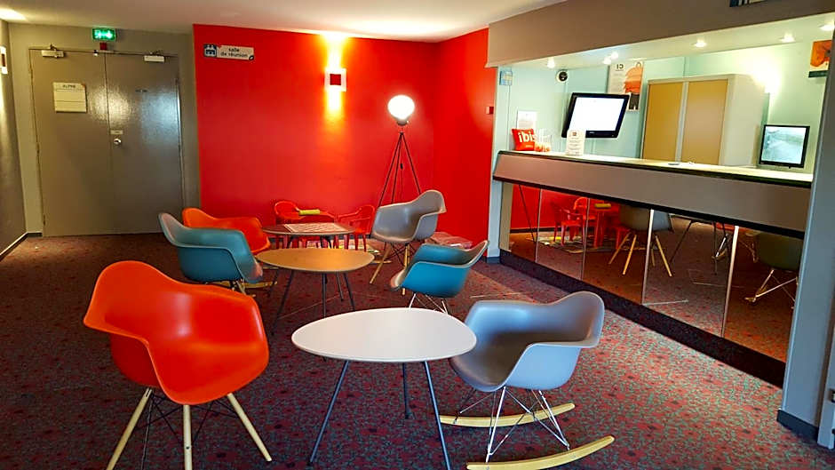 ibis Dieppe Val Druel