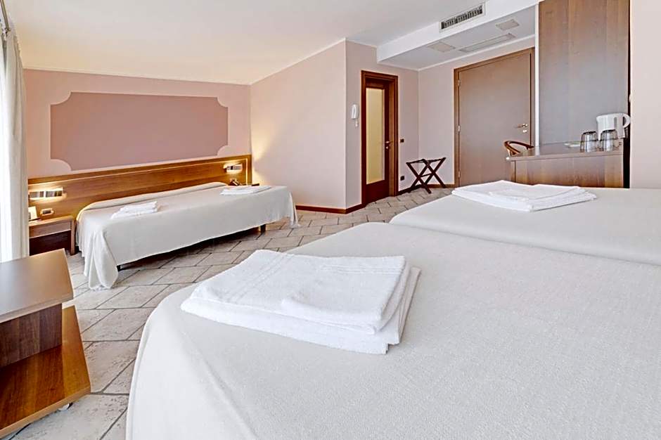 Hotel Grotto Bagat