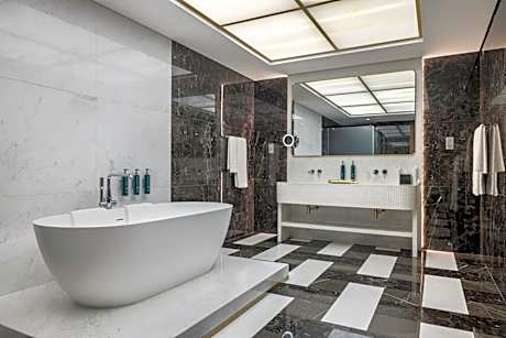 Three Bedroom Connecting Suite with Expo View