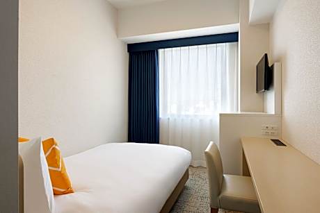 1Bed Small Double Smoking, Guest room, 1 Twin