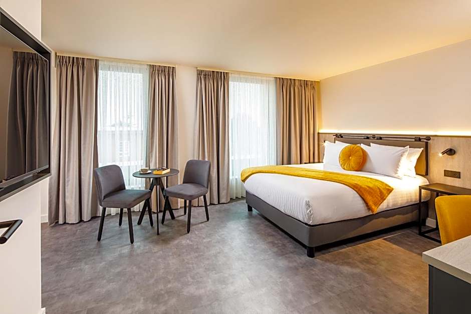 Southgate Hotel London