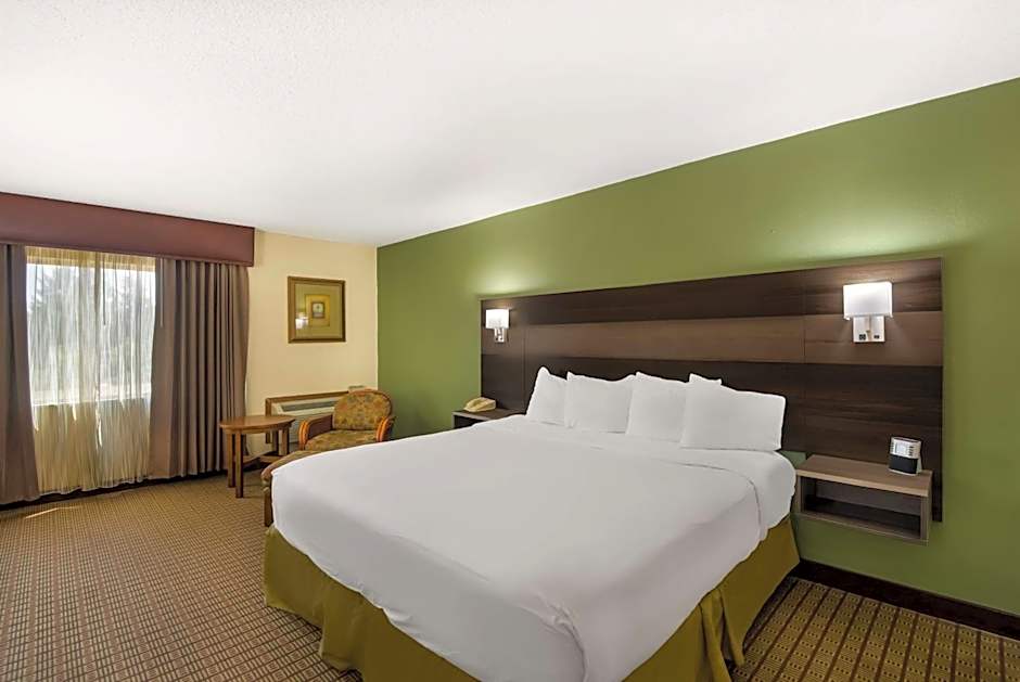 Best Western Prairie Inn & Conference Center