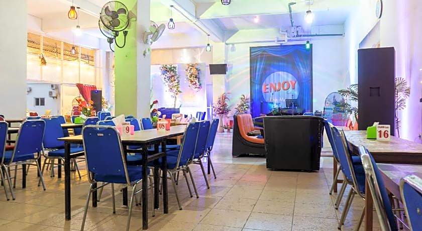 Hotel O Enjoy Homestay & Cafe