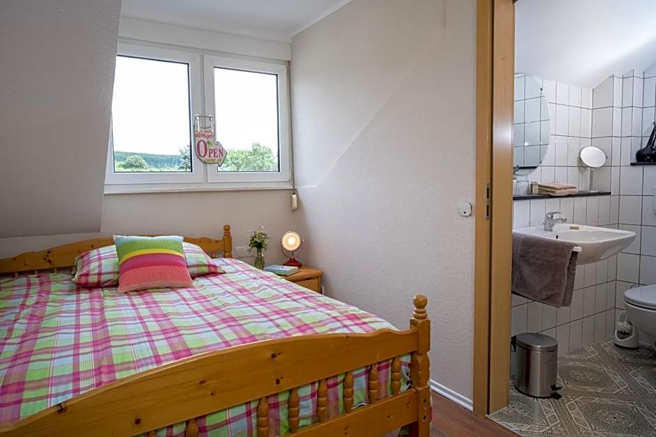 Photo 1 of 6 of Small Single Room