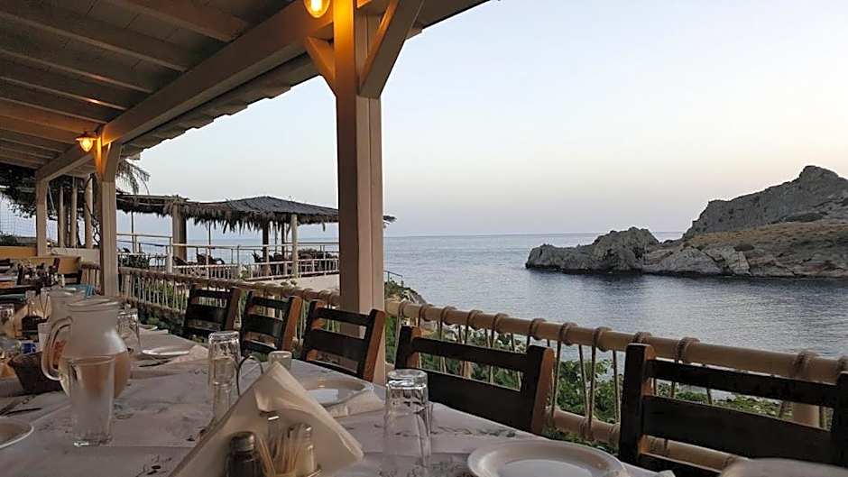 Kavos Melissa Studios