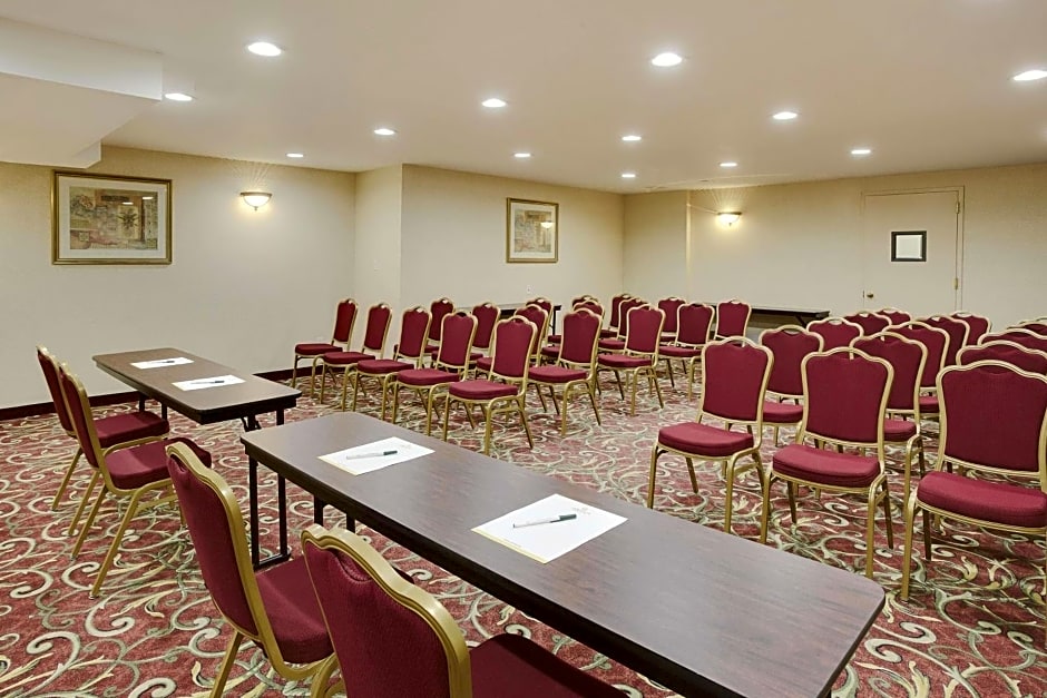 La Quinta Inn by Wyndham Queens (New York City)