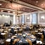 DoubleTree Suites by Hilton Hotel Detroit Downtown - Fort Shelby
