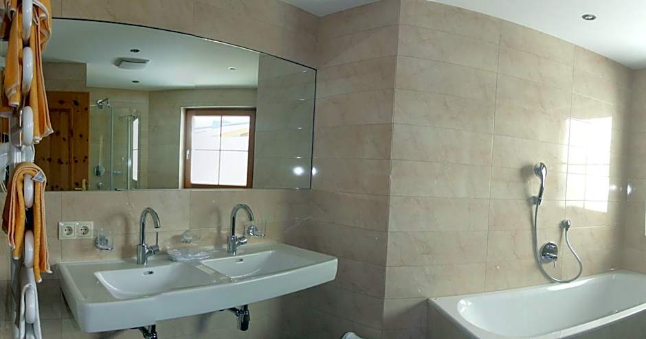 Hotel Garni Obermair