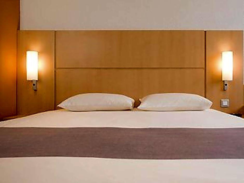 Ibis Cotonou