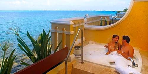 Pristine Garden Suite - Best of Cancun