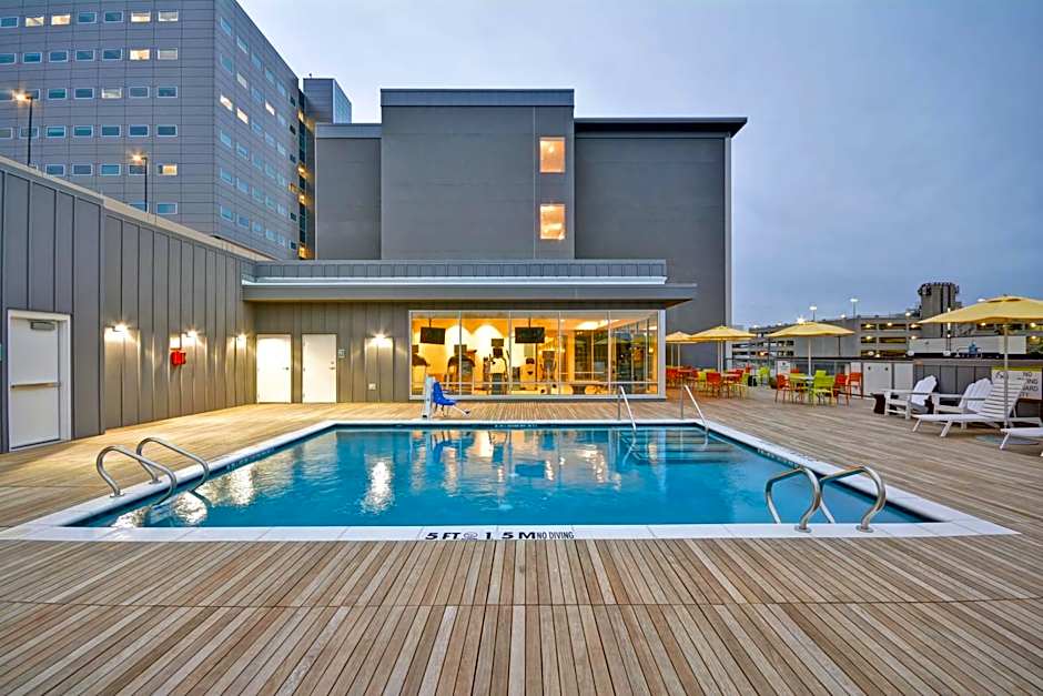 Home2 Suites by Hilton Dallas Downtown at Baylor Scott & White