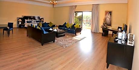 Junior Suite (2 Adults)