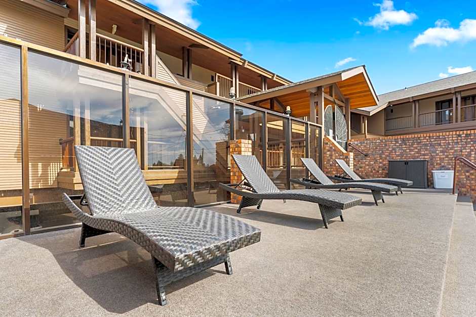 Sandpoint Hotel & Suites Downtown