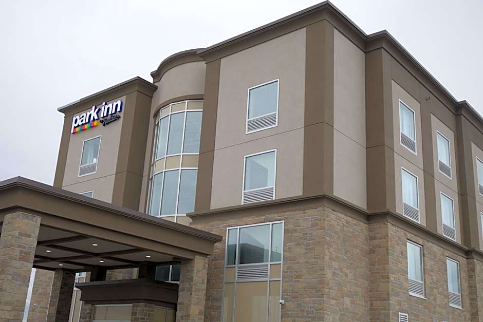 Park Inn by Radisson Brampton, ON