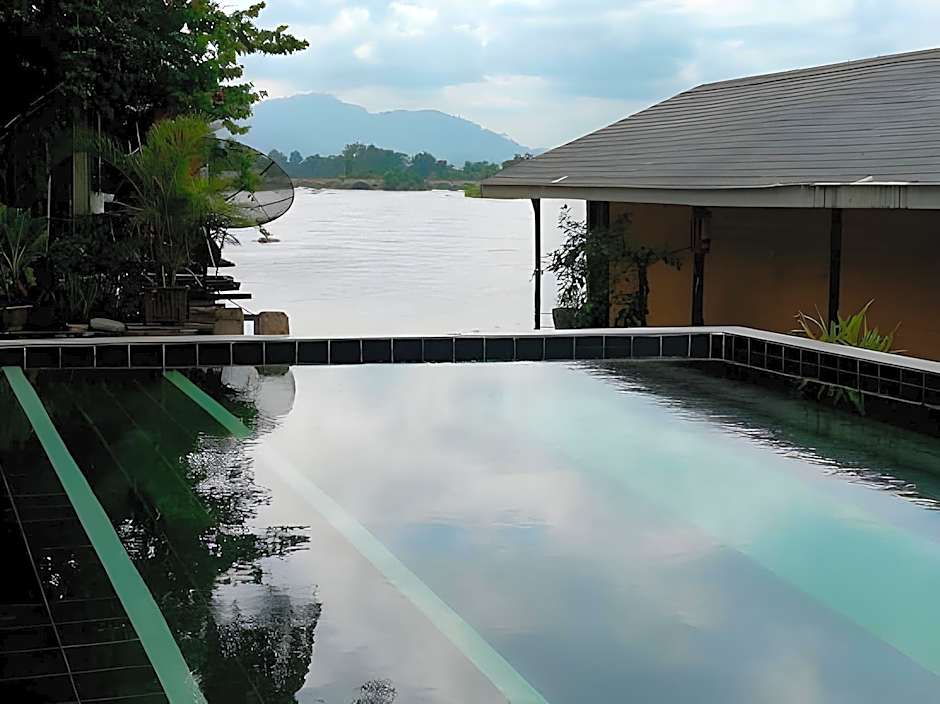 Sala Done Khone Hotel