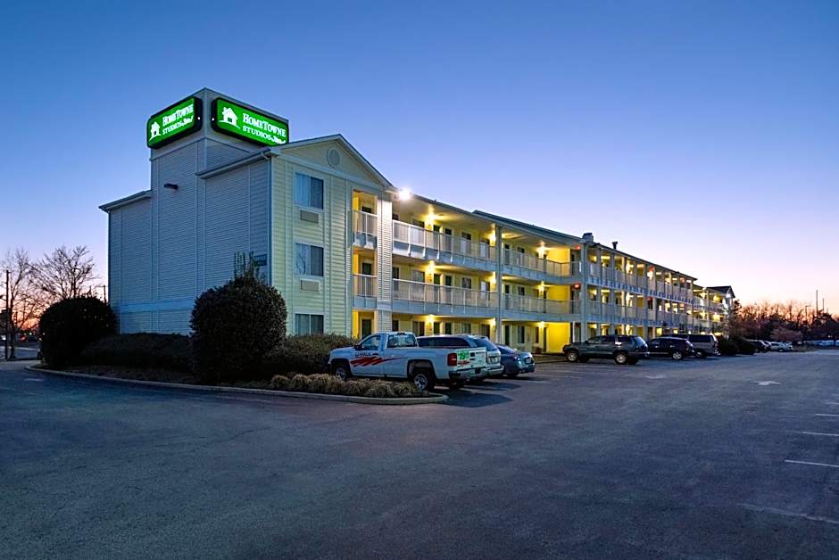 HomeTowne Studios Philadelphia - Maple Shade, NJ