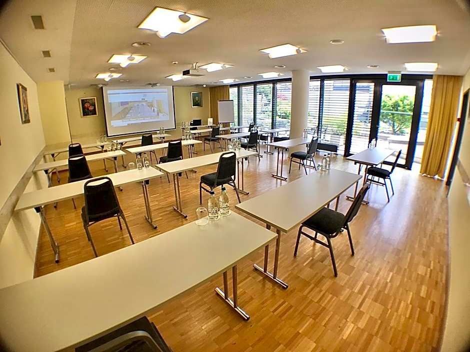 HOTEL ENGEL LIESTAL - Business & Lifestyle