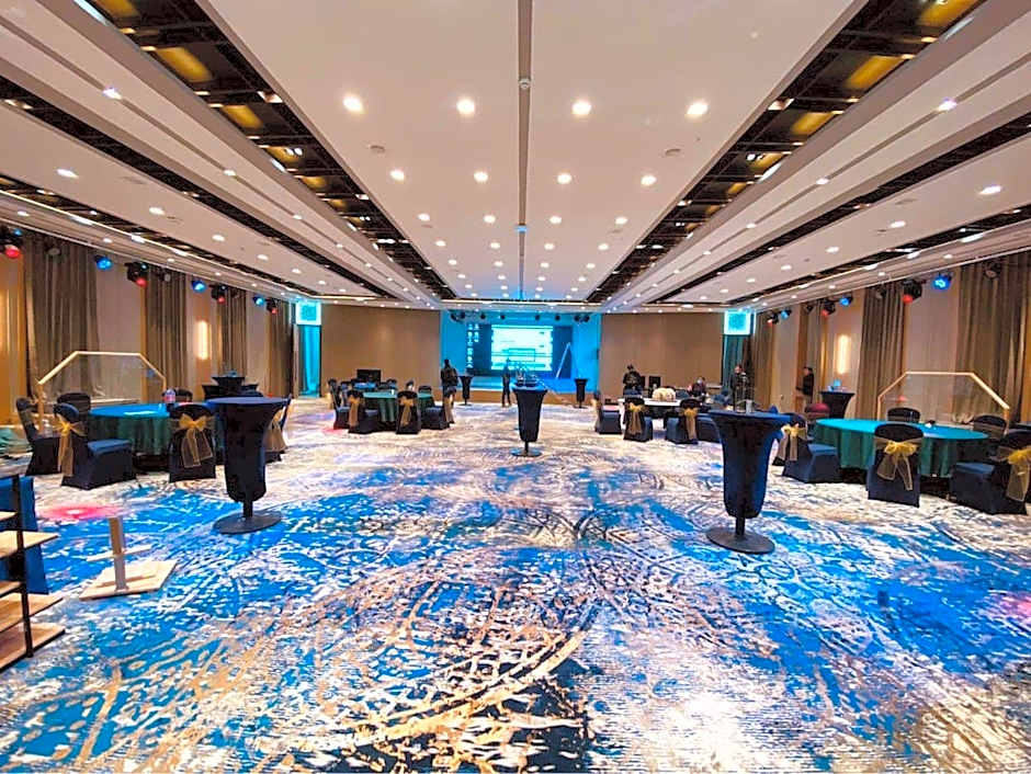 Millennium Plaza Hotel & Mall Ulaanbaatar