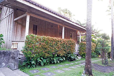 Family Bungalow