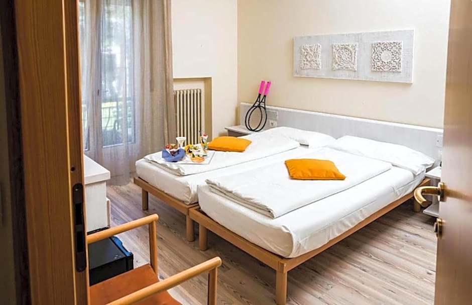 Club Hotel Olivi - Tennis Center