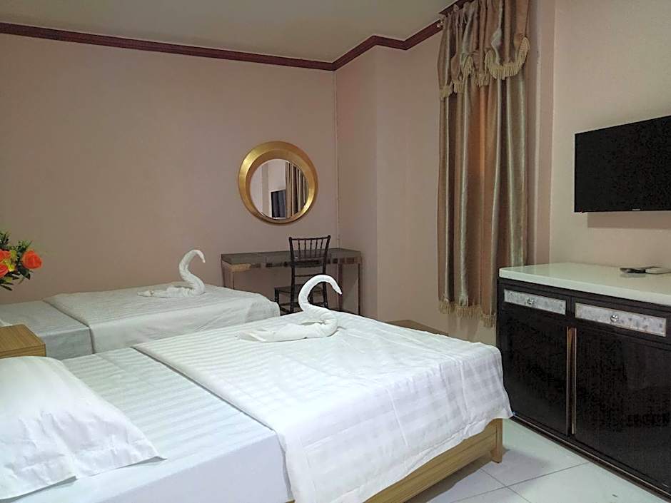 Meaco Royal Hotel-Taytay