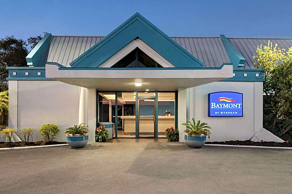 Baymont by Wyndham Daytona Beach/Intl Speedway