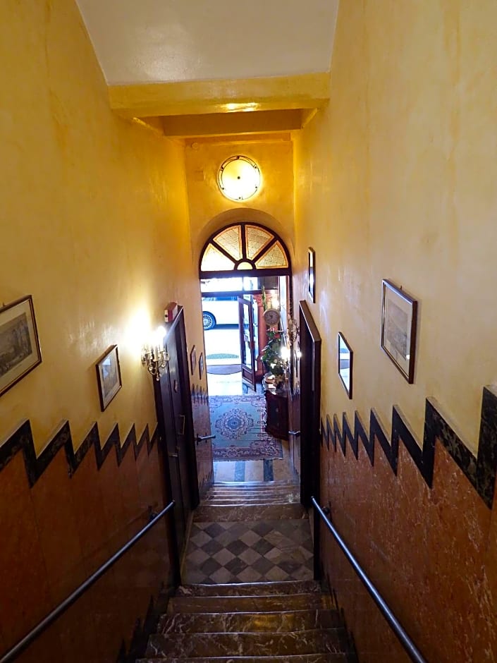 Hotel Touring