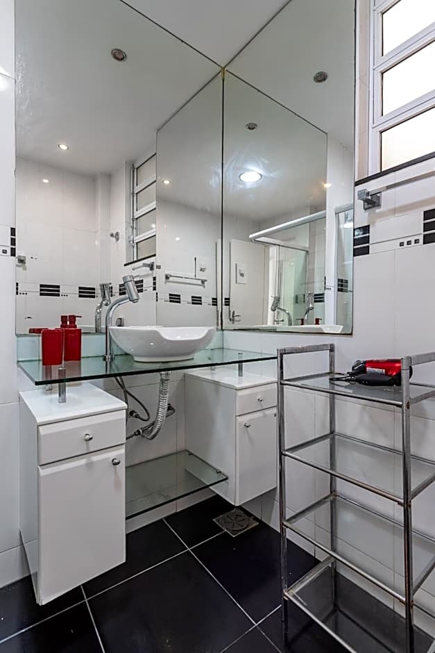 Charme em Copa - Quartos confortáveis - BR401 Z4