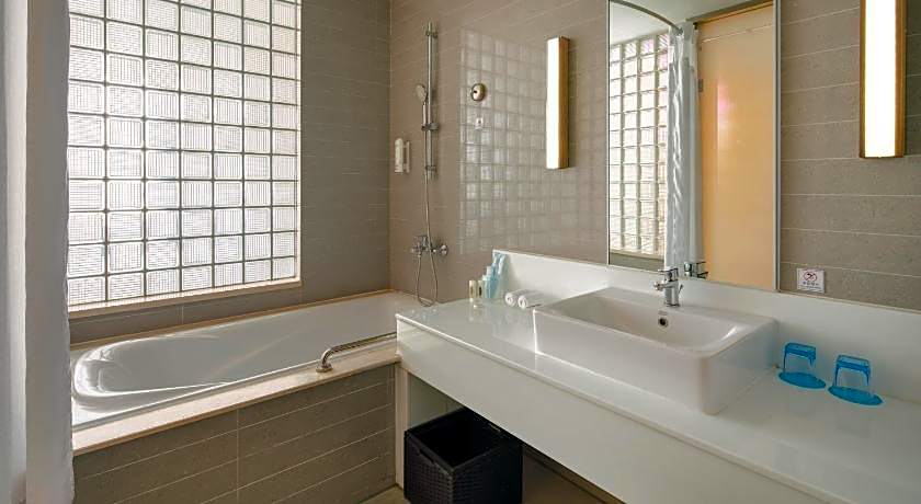 Holiday Inn Express Luoyang City Center By IHG