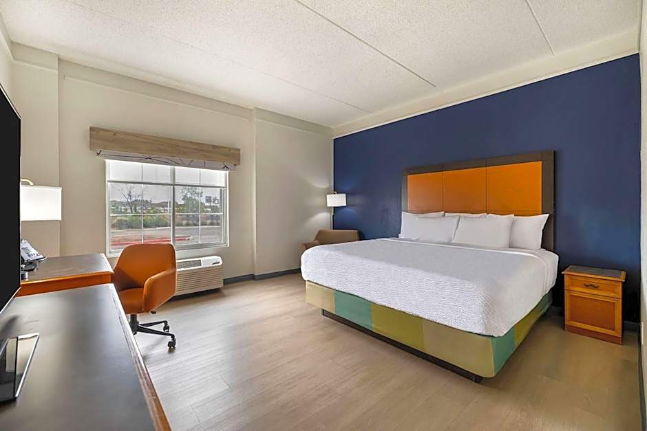 La Quinta Inn & Suites by Wyndham Albuquerque West
