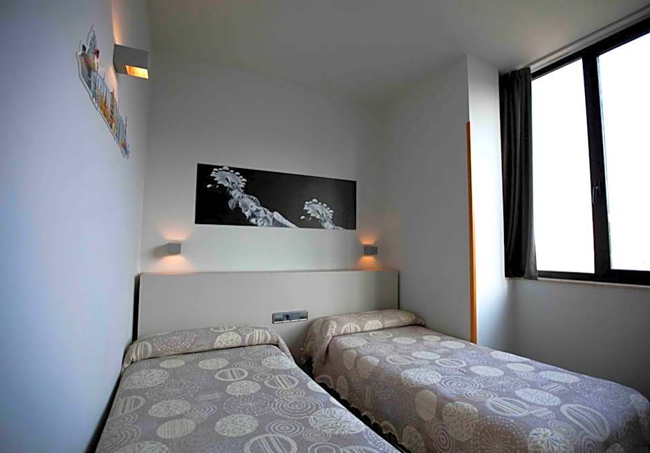 Hotel Ciutat De Sant Adria