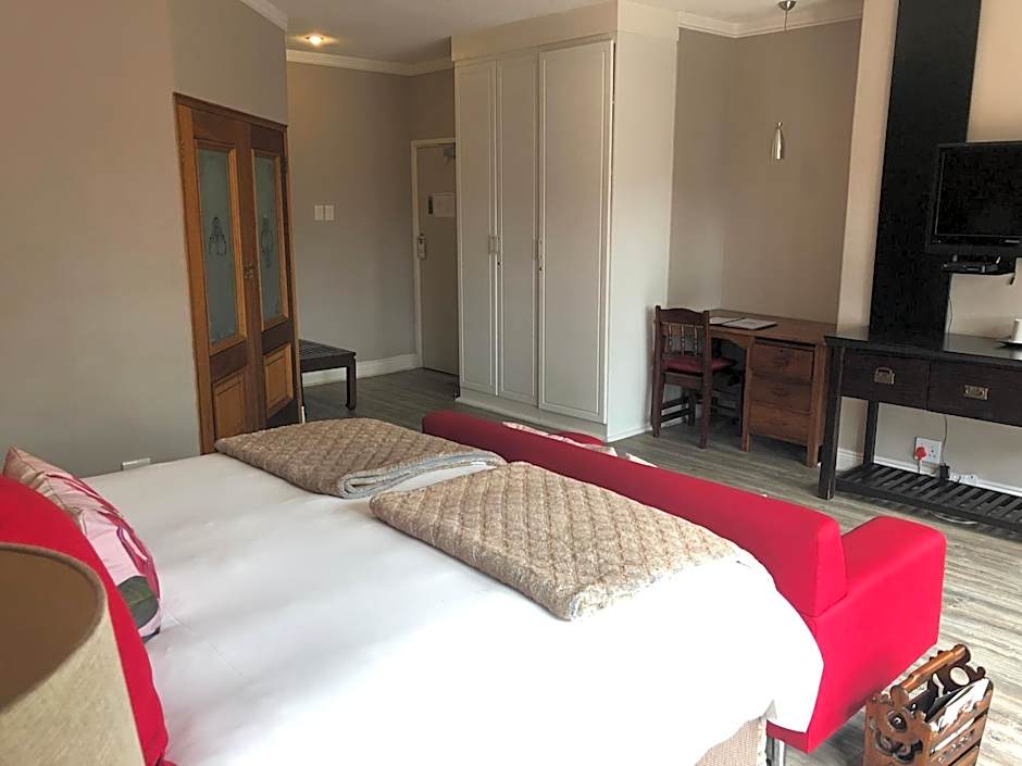 314 on Clark Guest House