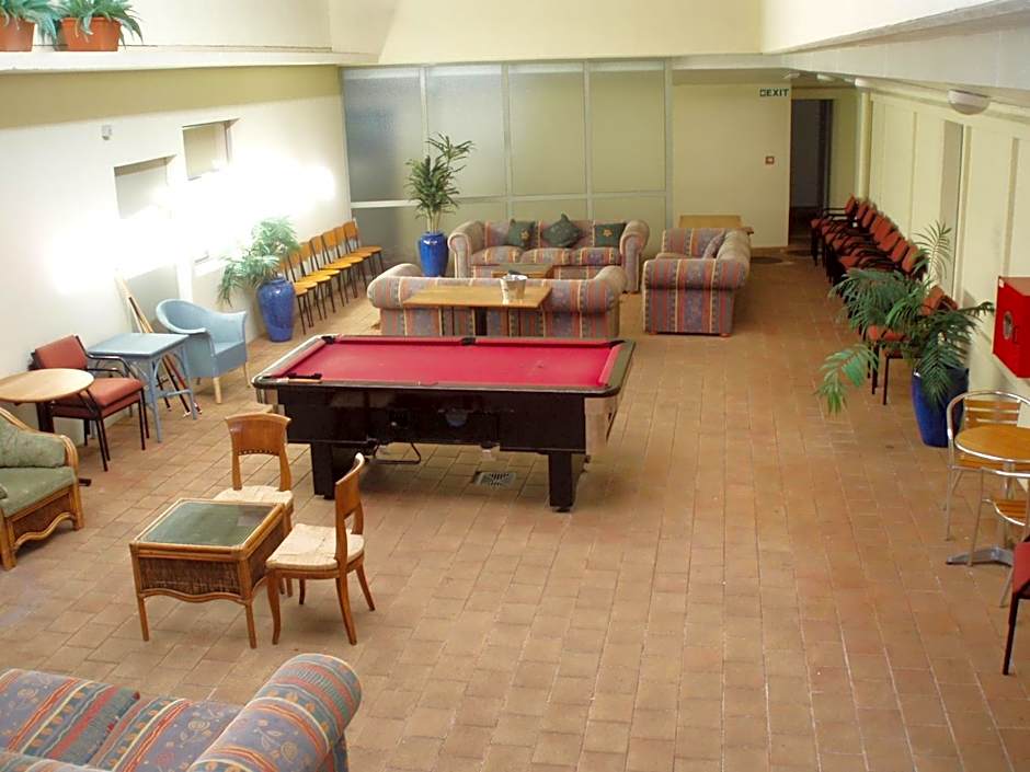 Asure Fernhill Motor Lodge