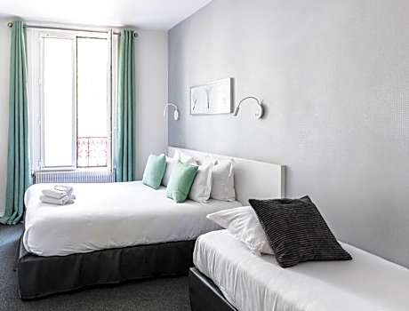 Triple Room