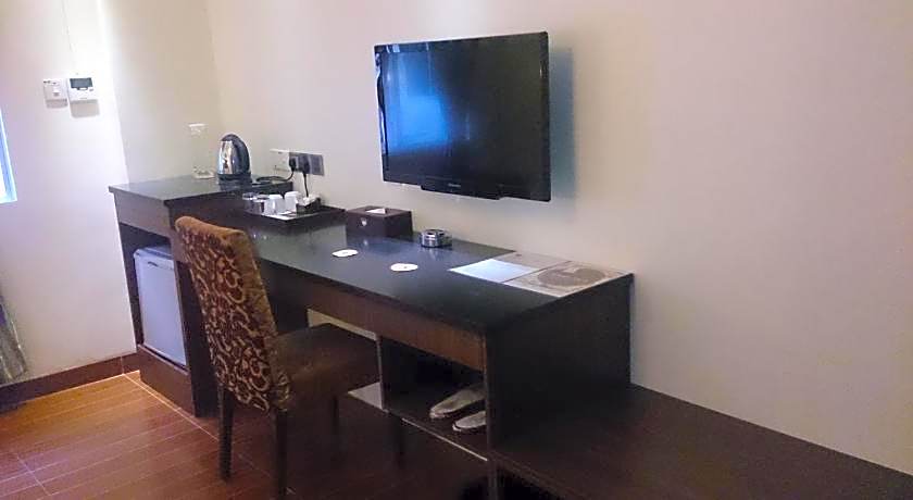 Hotel & Apartment Ambassador 3