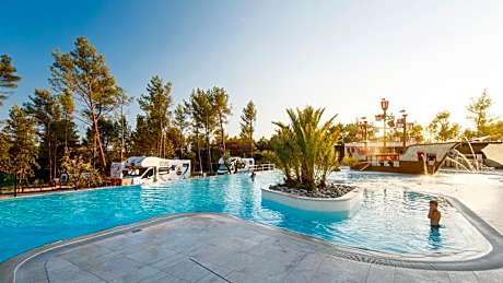 Mobile Homes Camping Santa Marina, Lanterna