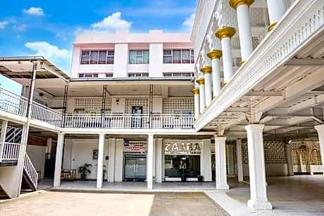 Hotel O near Tugu Simpang Haru formerly Zaara Guest House