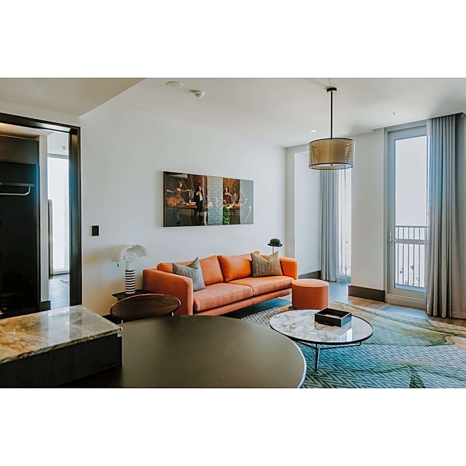 The Motley Hotel Richmond, Tapestry Collection by Hilton